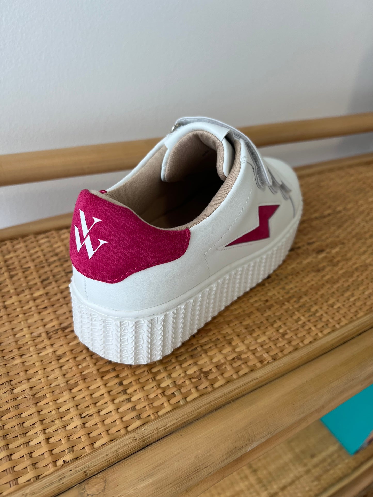 Basket Vanessa Wu Vicky Fushia