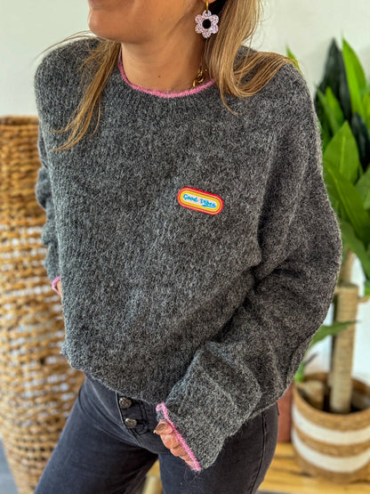 Pull GOOD VIBES gris