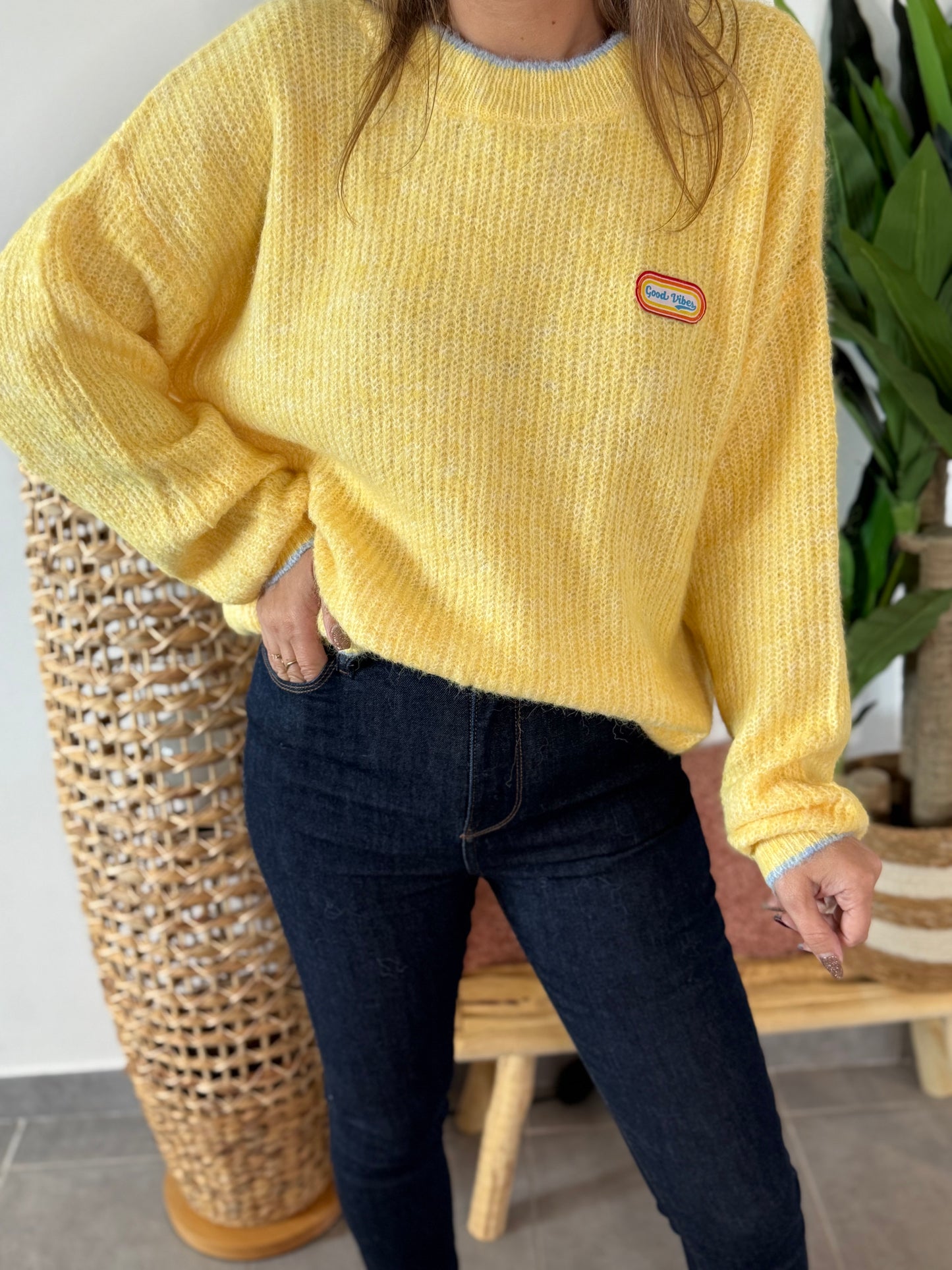 Pull GOOD VIBES jaune