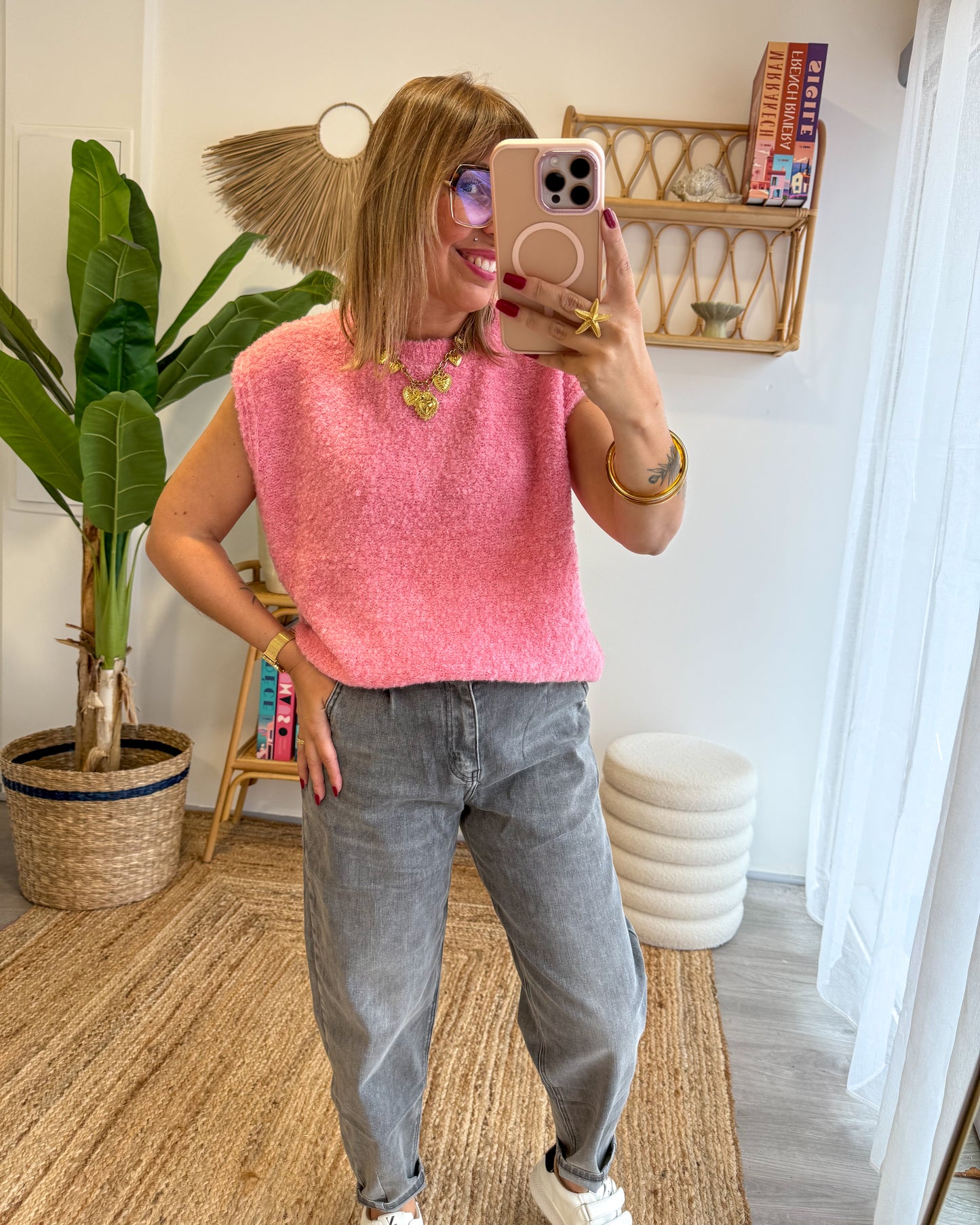 Pull ROSIE rose