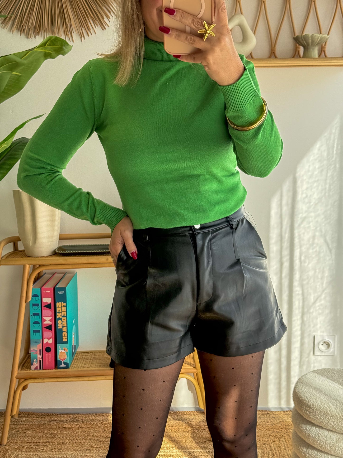 Short AVA simili cuir