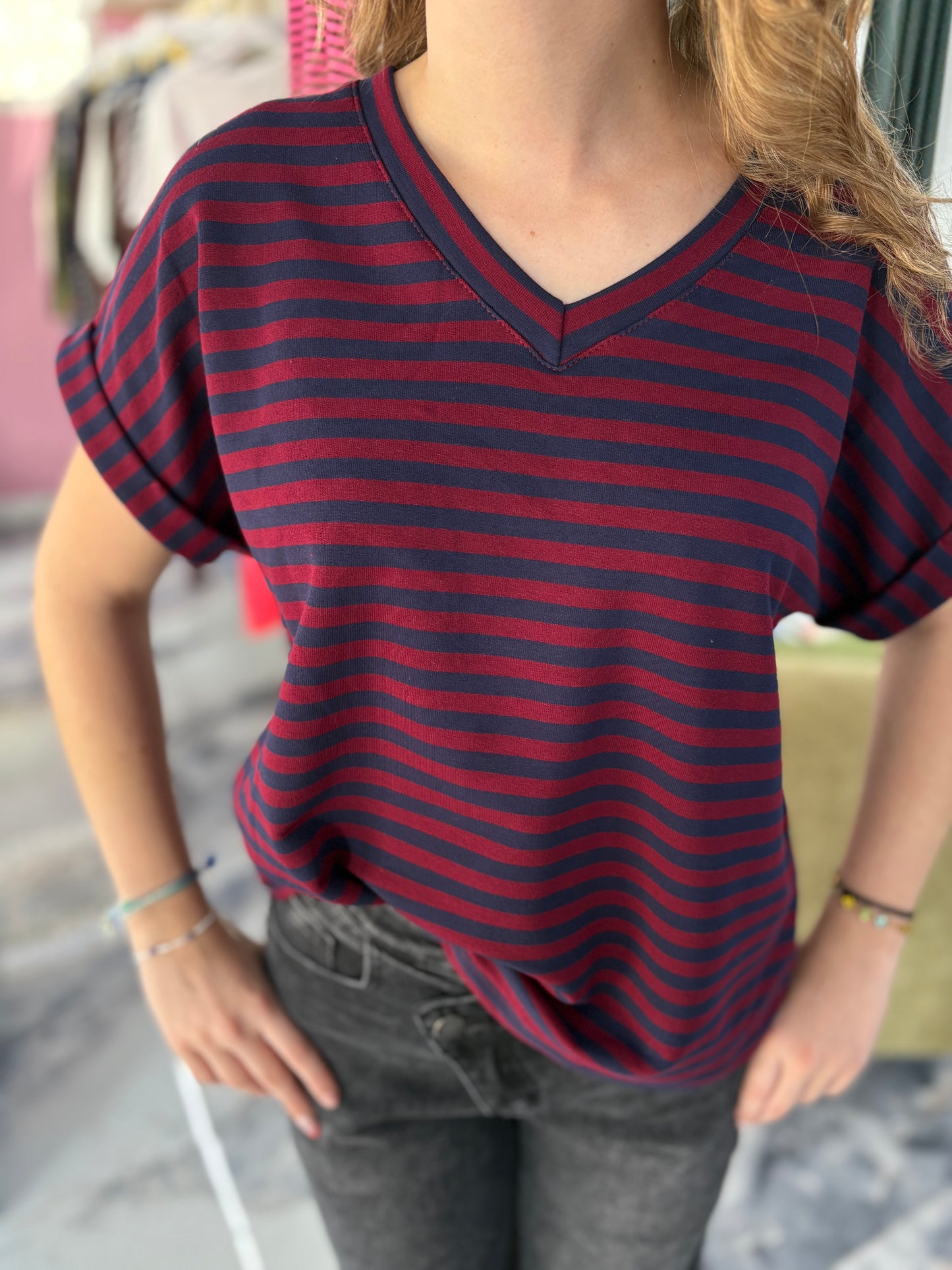 T-shirt MARINETTE bleu marine/bordeaux Col V